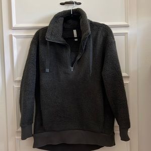 Athleta quarter zip Sherpa